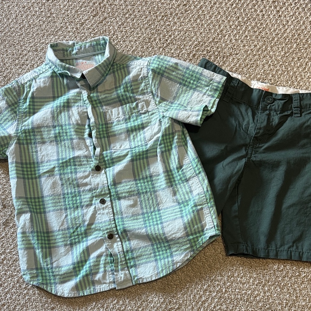 Cat & Jack button up shirt and shorts set